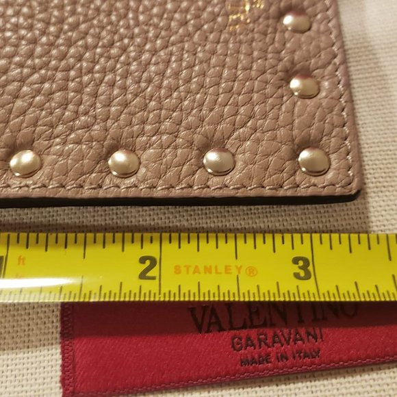 Valentino Garavani Rockstud Leather Coin and Card Case - Poudre - Picture 5 of 7